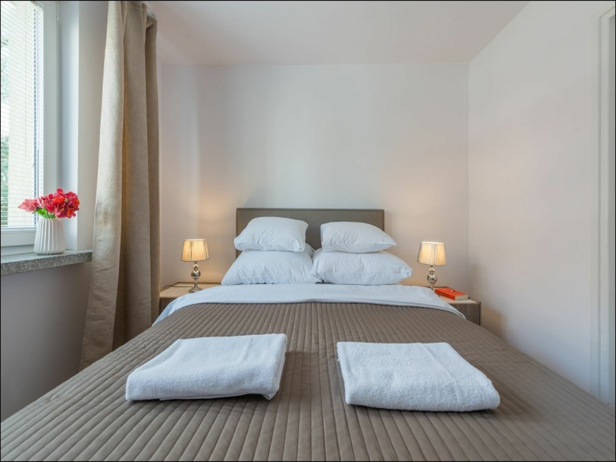 P&O Serviced Apartments Pulawska Varšava Exteriér fotografie